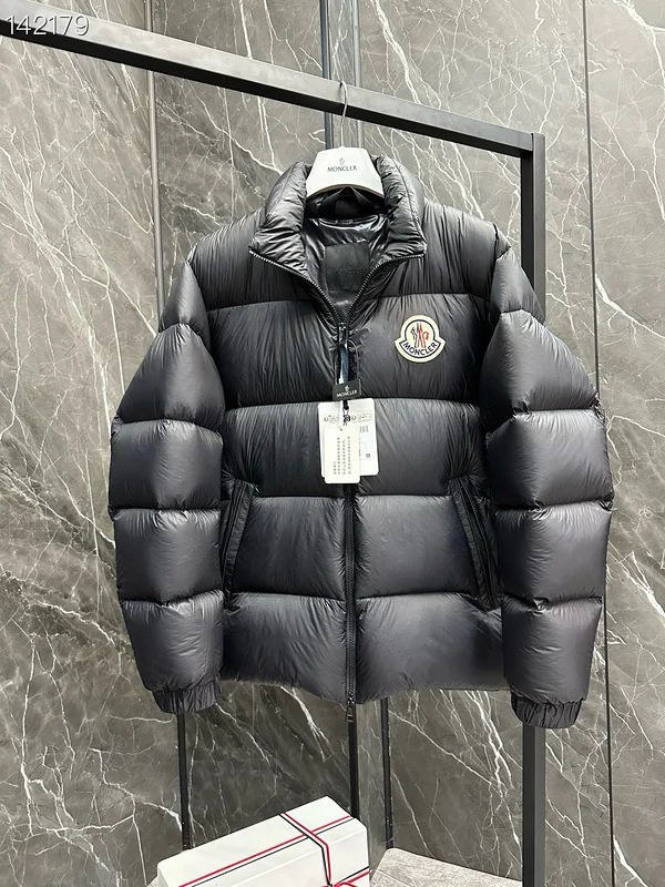 Moncler sz1-5 26yr198 (7)